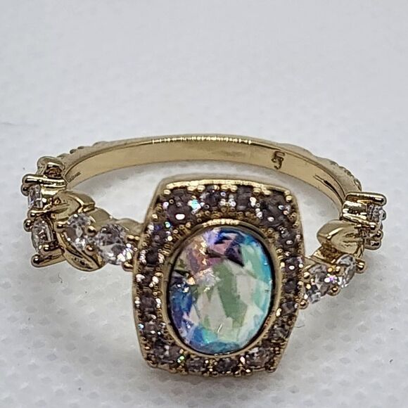 Fragrant Jewels Nutcracker Collection Aurora Borealis & Clear Rhinestone Ring - Picture 5 of 7